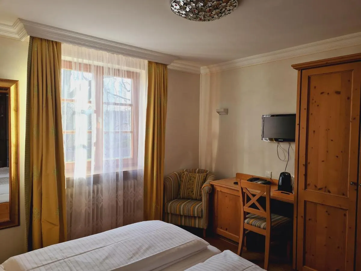 Landgasthof Deutsche Eiche Munich Hotel