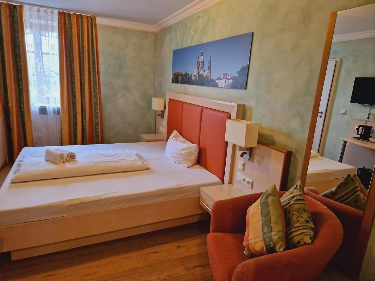 Hotel Landgasthof Deutsche Eiche Munich
